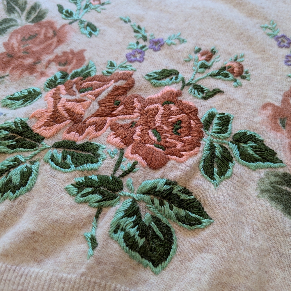 Seasonal Women's Floral Collared Knit Sweater Sz. L